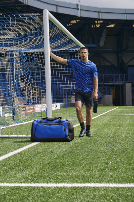 QS275 Pro Team Large Holdall - Royal-Black (Lifestyle shot)